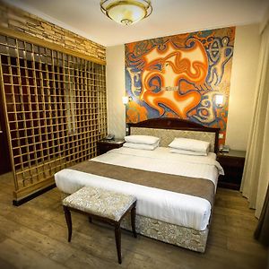 Double Room King Size Bed
